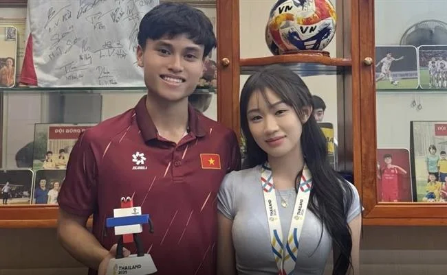 Hướng Dẫn Chơi AW8